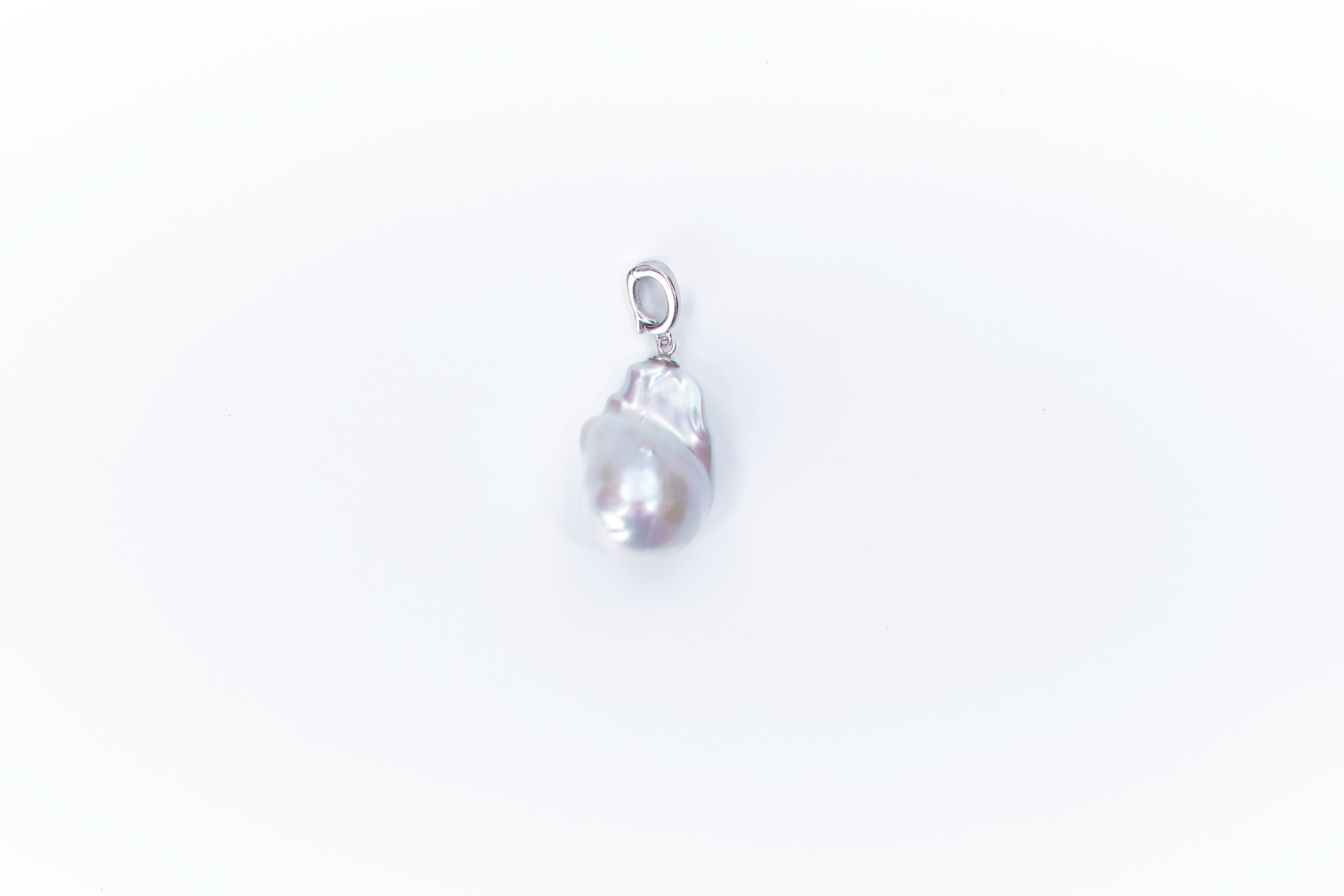 Tromsø Baroque Pearl Necklace